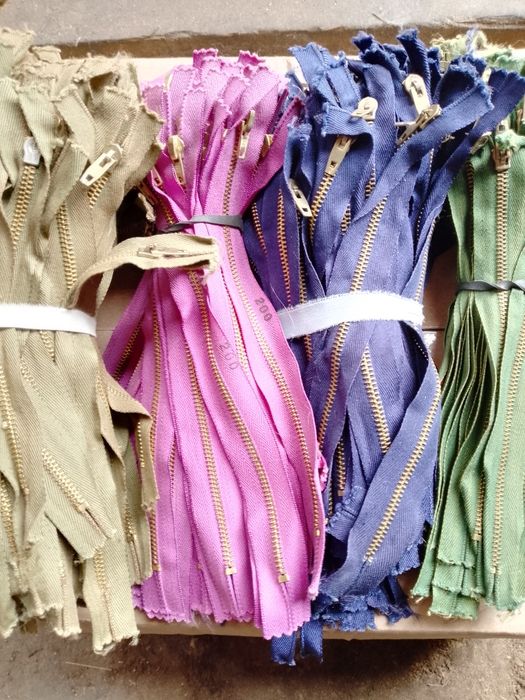 Продам нові блискавки