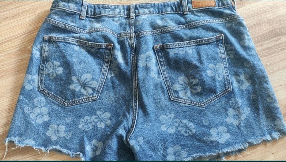 Шорти джинсові жіночі C&A 48 європейський