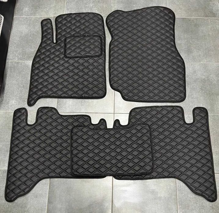 Коврики із екошкіри для Тайоти\ Toyota Camry\ Land Cruiser\ Hilux\кожа