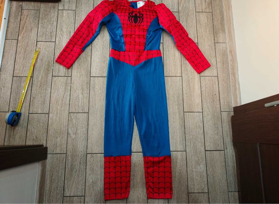 Strój spidermana spiderman marvel h&m roz. 122-128 cm
