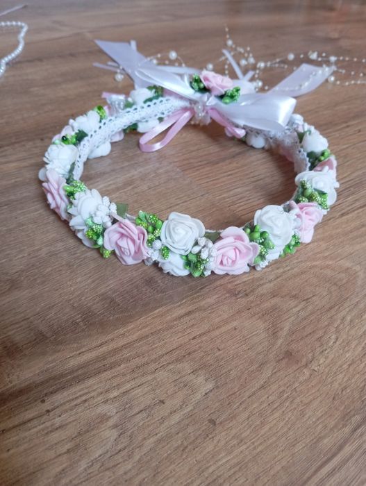 Wianek komunijny plus  dodatki