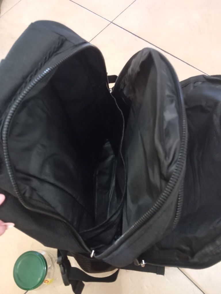 Plecak trzykomorowy uniwersalny