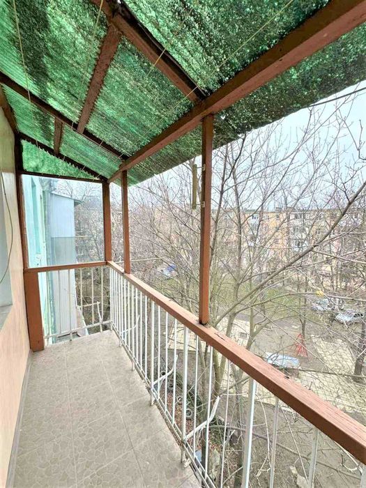 Продам 2 комн. квартиру в стандартном доме Балковская центр