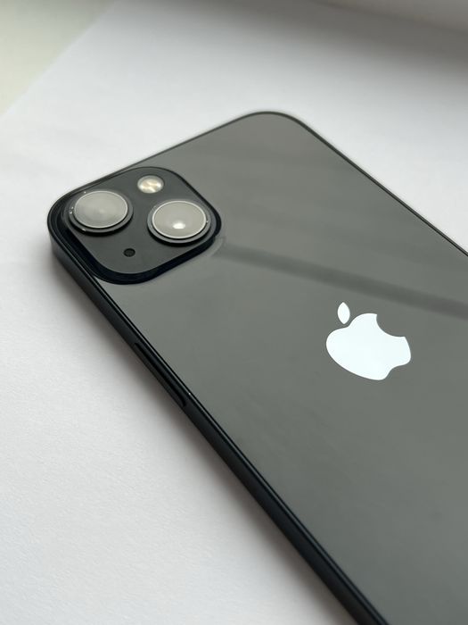 Продам iPhone 13 | 128 Gb | Midnight