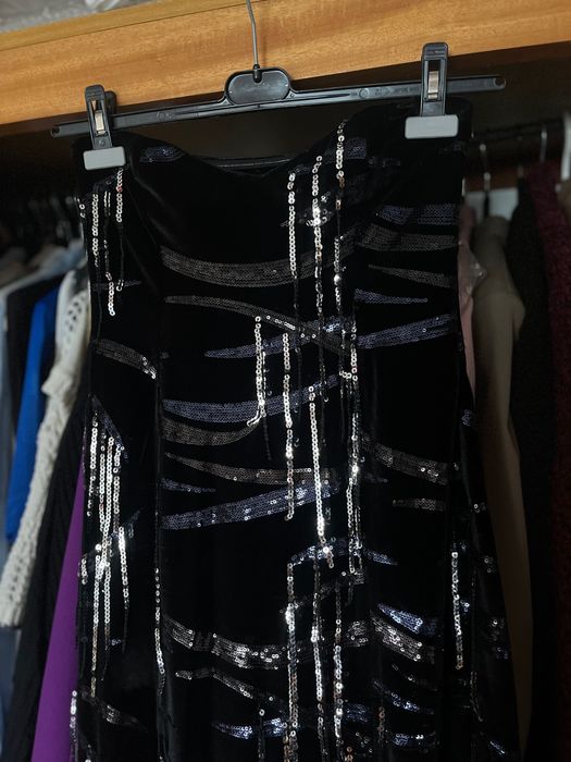 Vestido midi veludo Zara preto