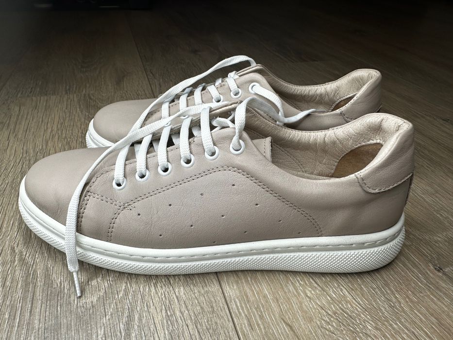 Жіночі шкіряні кеди, мокасини, сліпони lonza