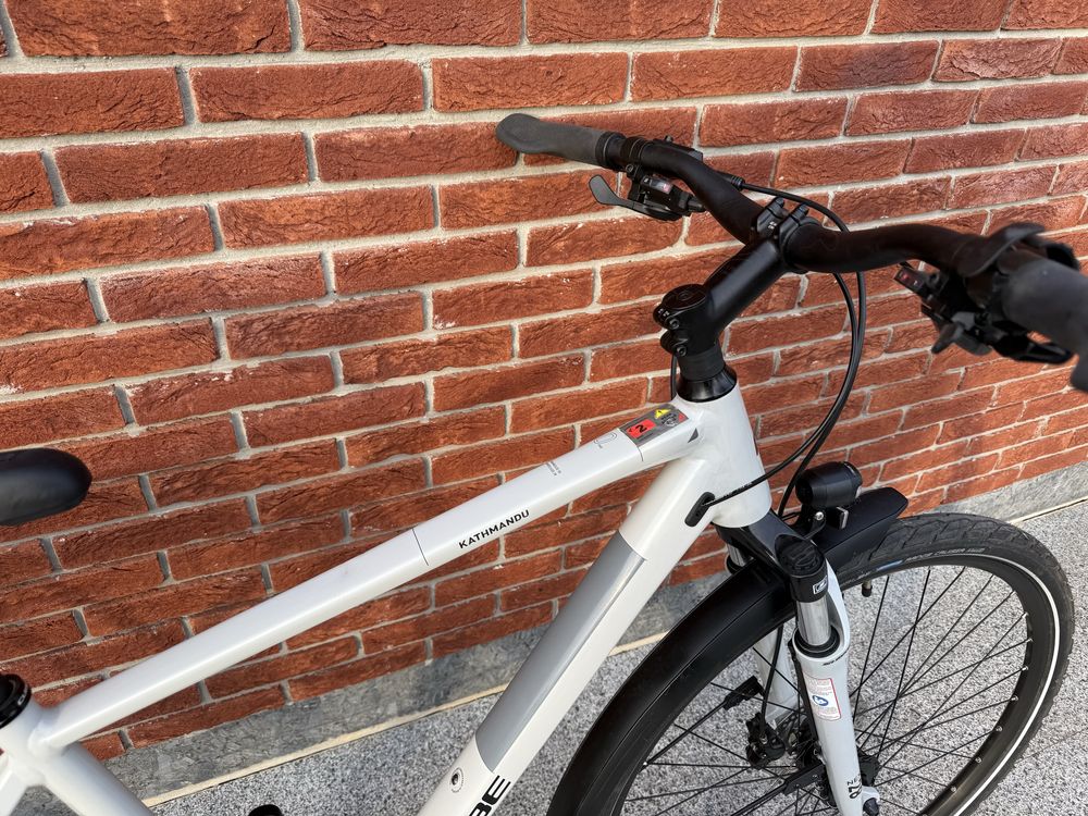 28 Cube Kathmandu Shimano Cues