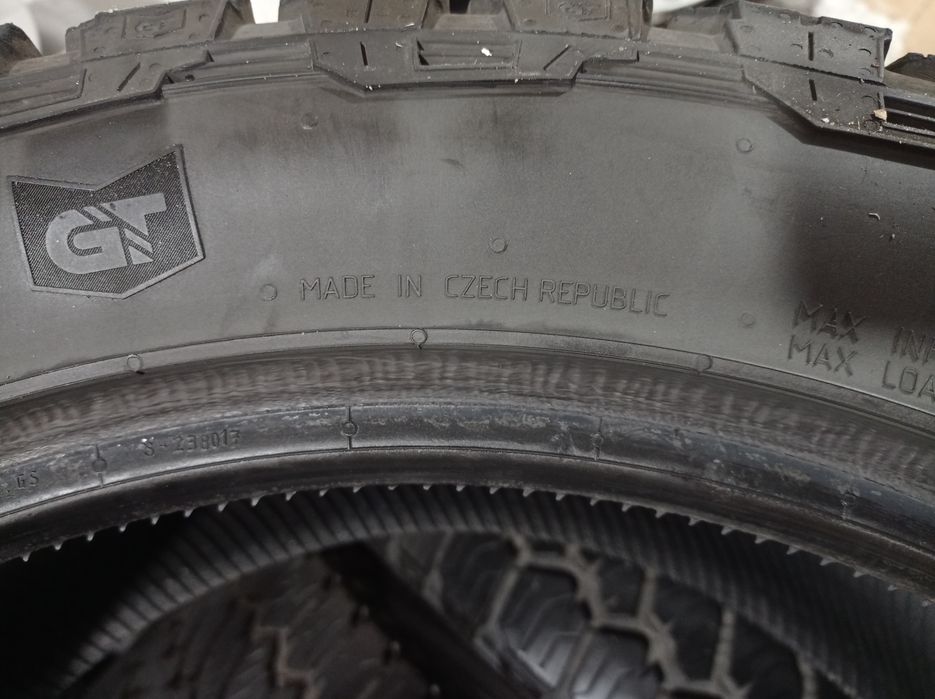 Шини 275/45R20 General Grabber AT3. 2023рік.