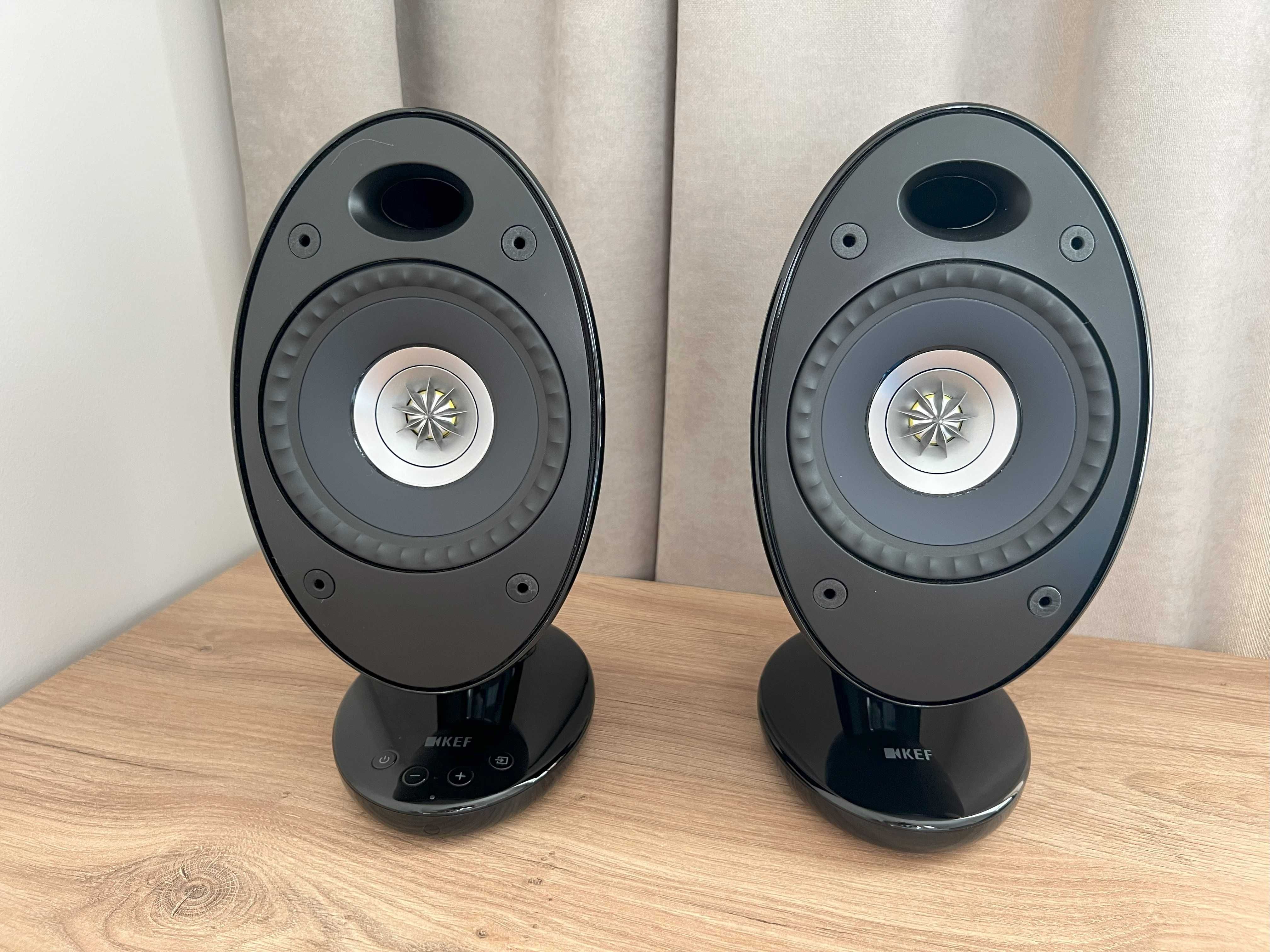 Zestaw głośników KEF EGG Active czarne bluetooth