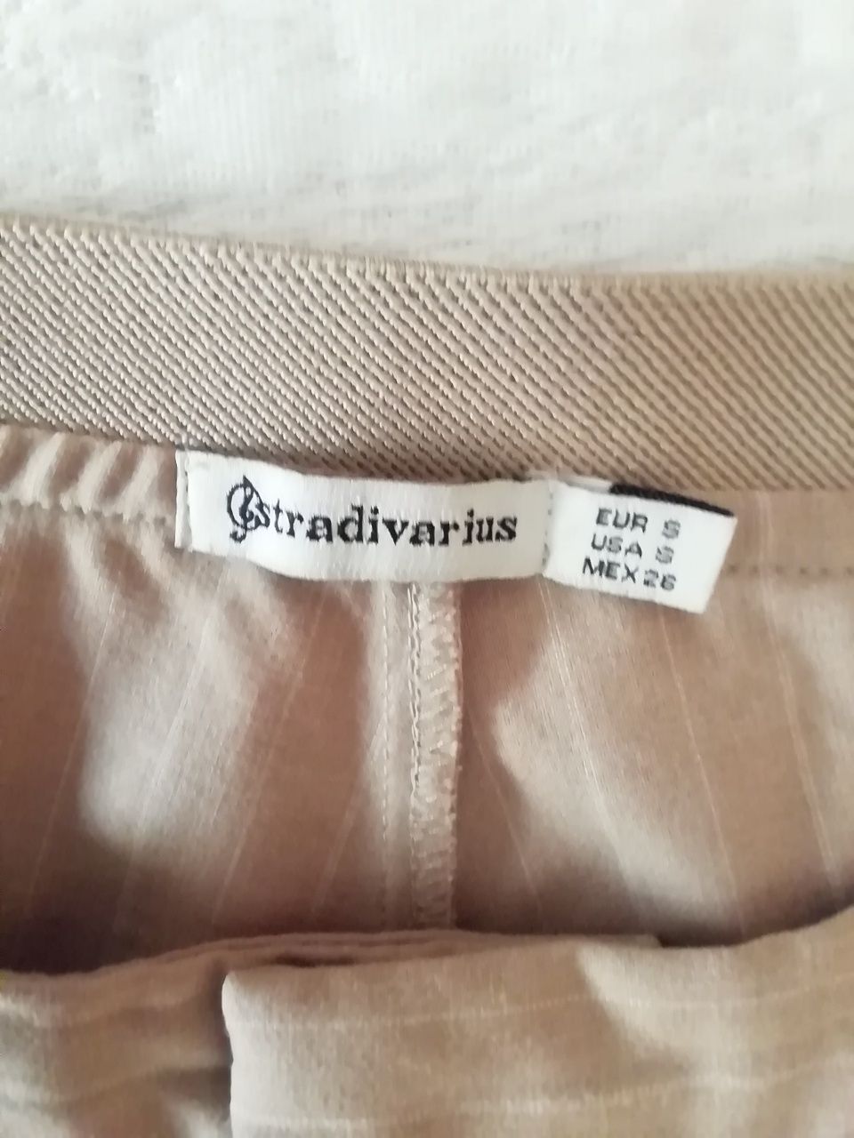 Calças chino Stradivarius