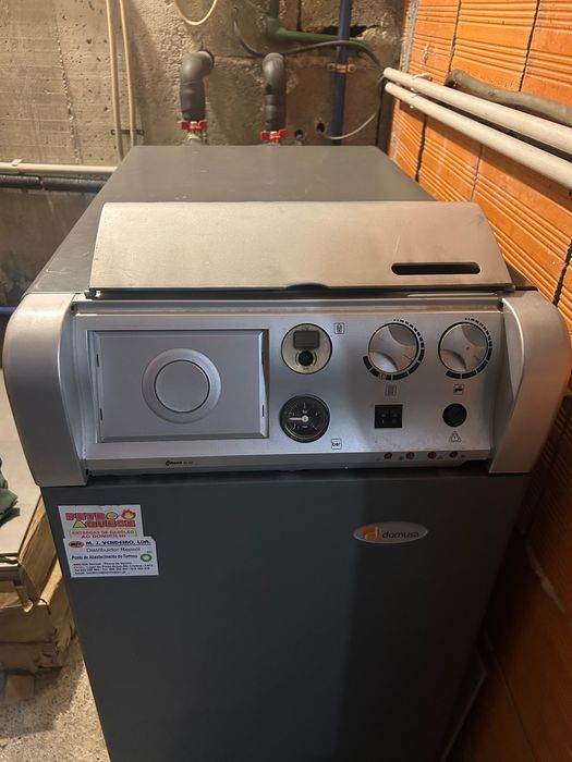 Caldeira a gasóleo em bom estado, 500 € negociável