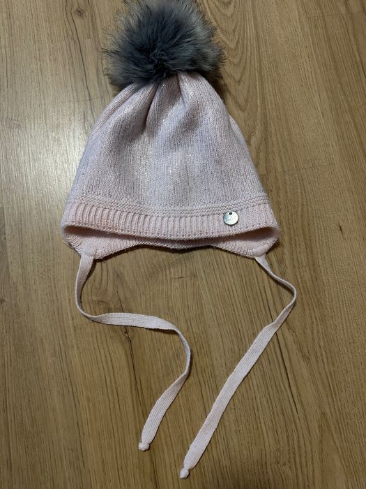 Czapeczka dziewczęca Coccodrillo r.50 w bardzo dobrym stanie