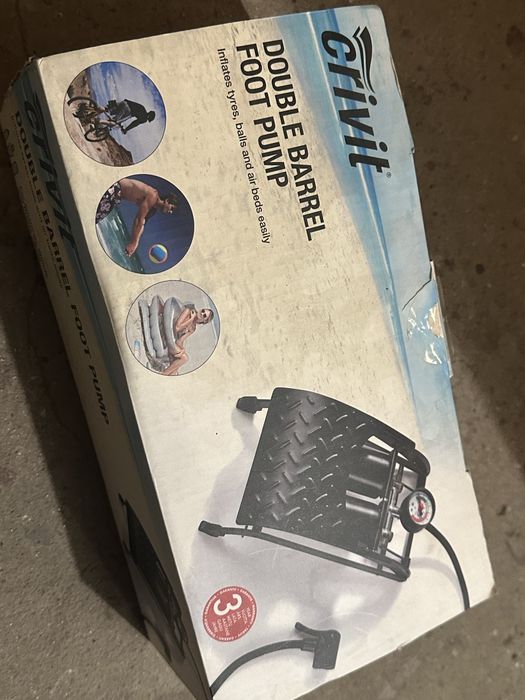 Pompka nożna dwutłokowa