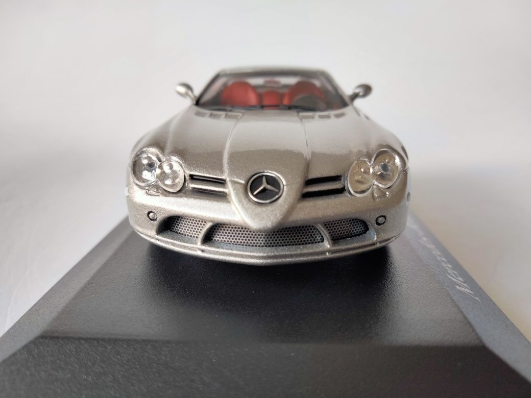 1:43 Mercedes SLR McLaren (2003)