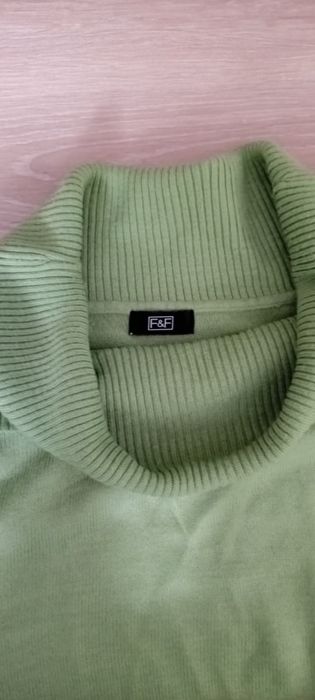 Golf zielony damski roz.40