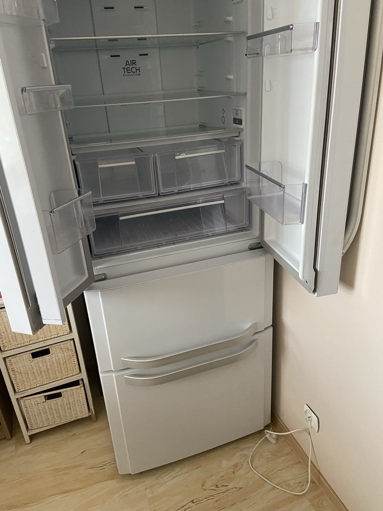Sprzedam lodówkę Hotpoint