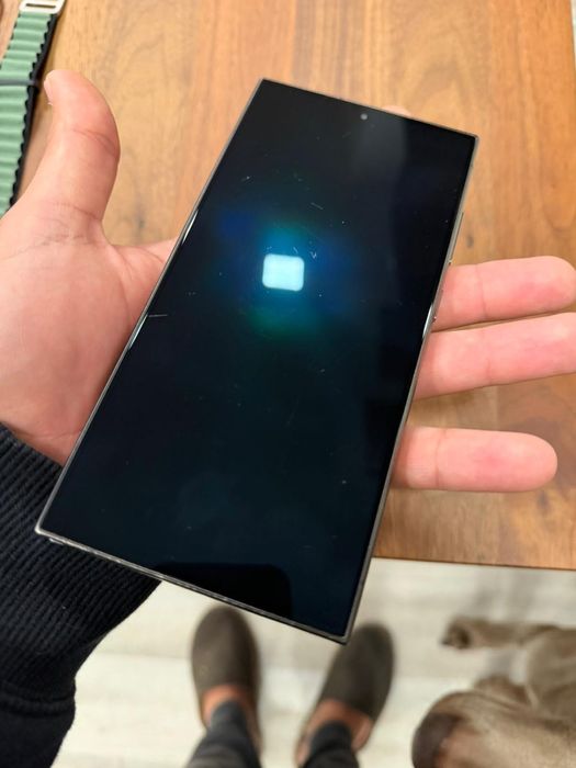 Samsung Galaxy S24 Ultra 256GB + Galaxy Watch 6 Classic 43mm