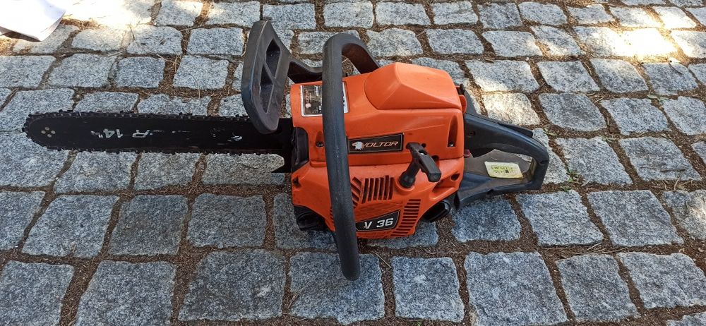 Motosserra Voltor a gasolina