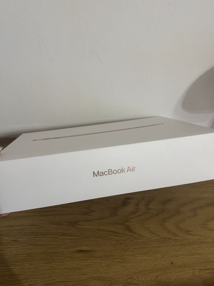 Macbook Air M1 Rosegold A2337 13 cali. Kondycja baterii 99%