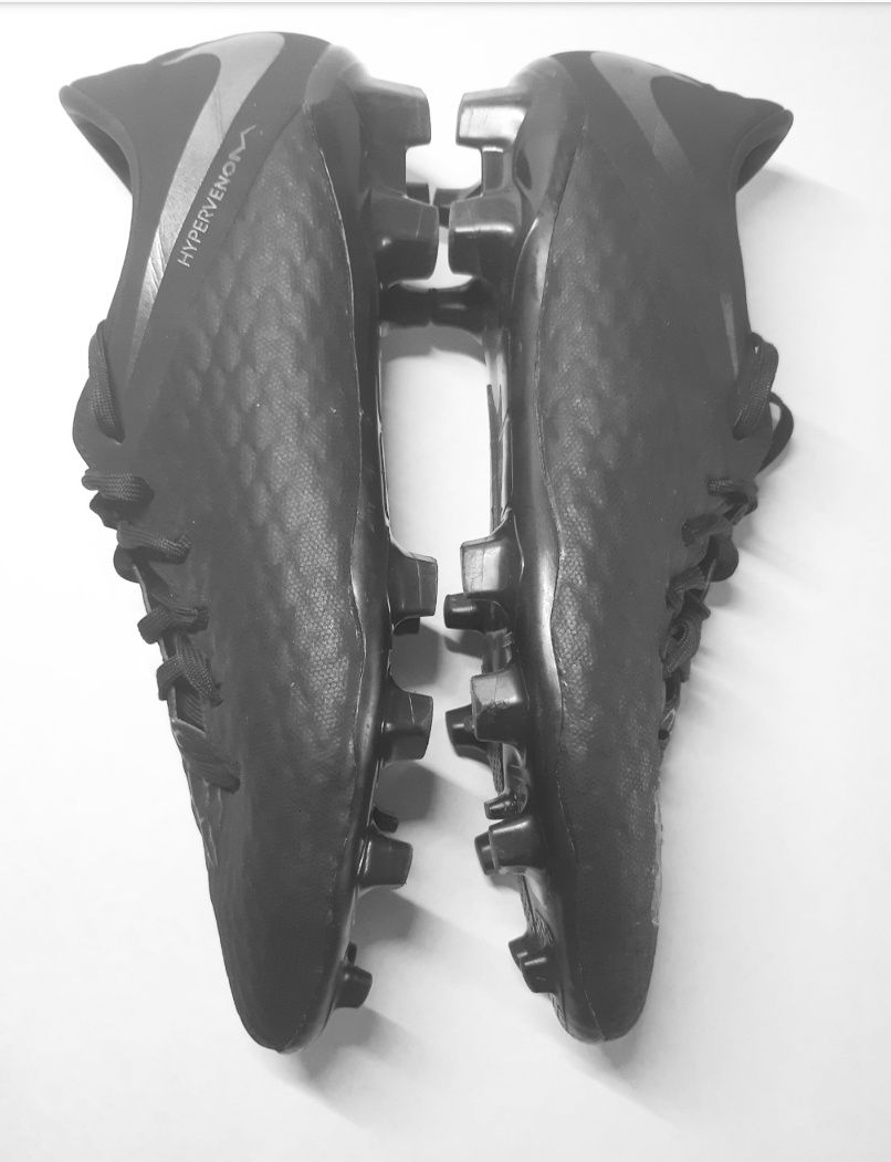 Бутсы Nike черные
