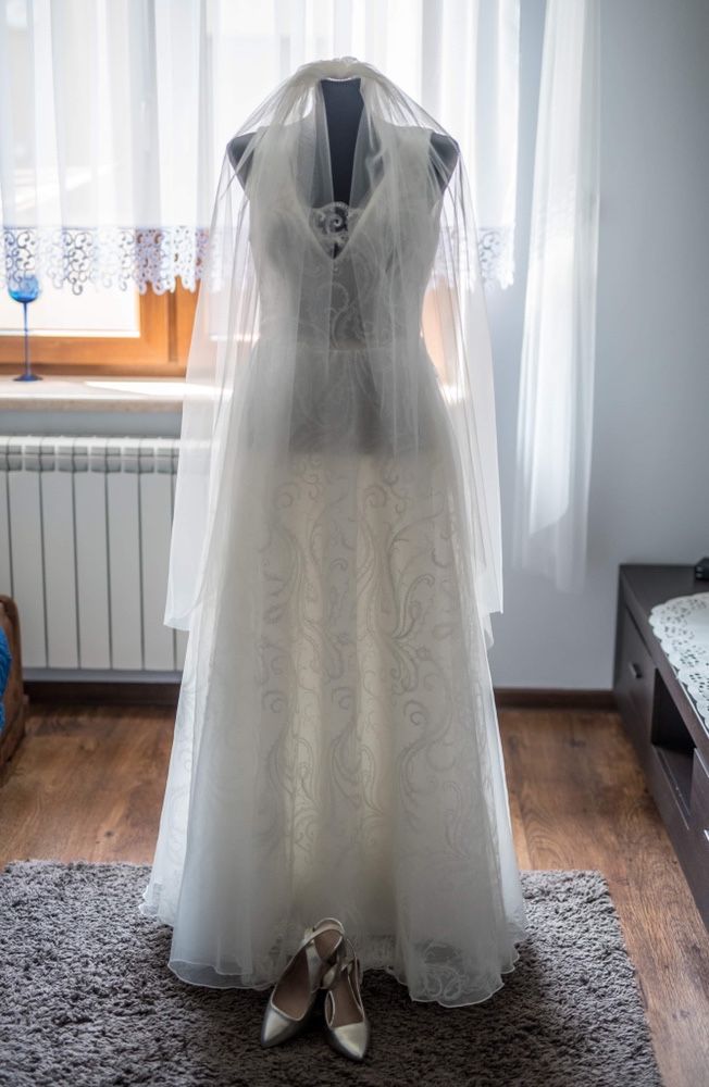 Suknia ślubna Viola Piekut + gratisy