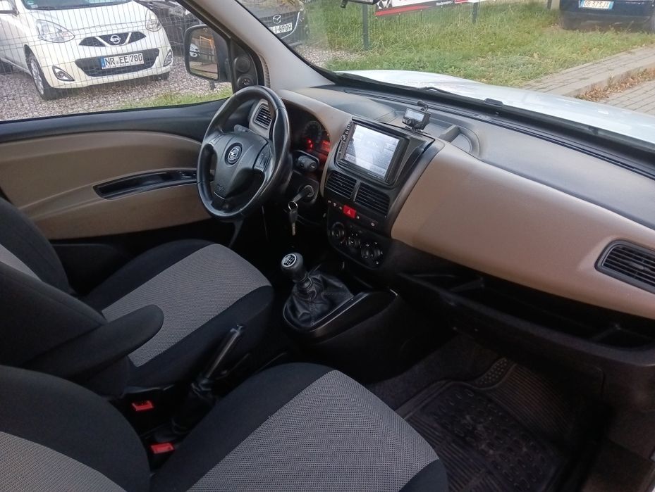 Opel Combo, Model 2017r 1.6 Jtd Serwis ,Stan bardzo dobry _