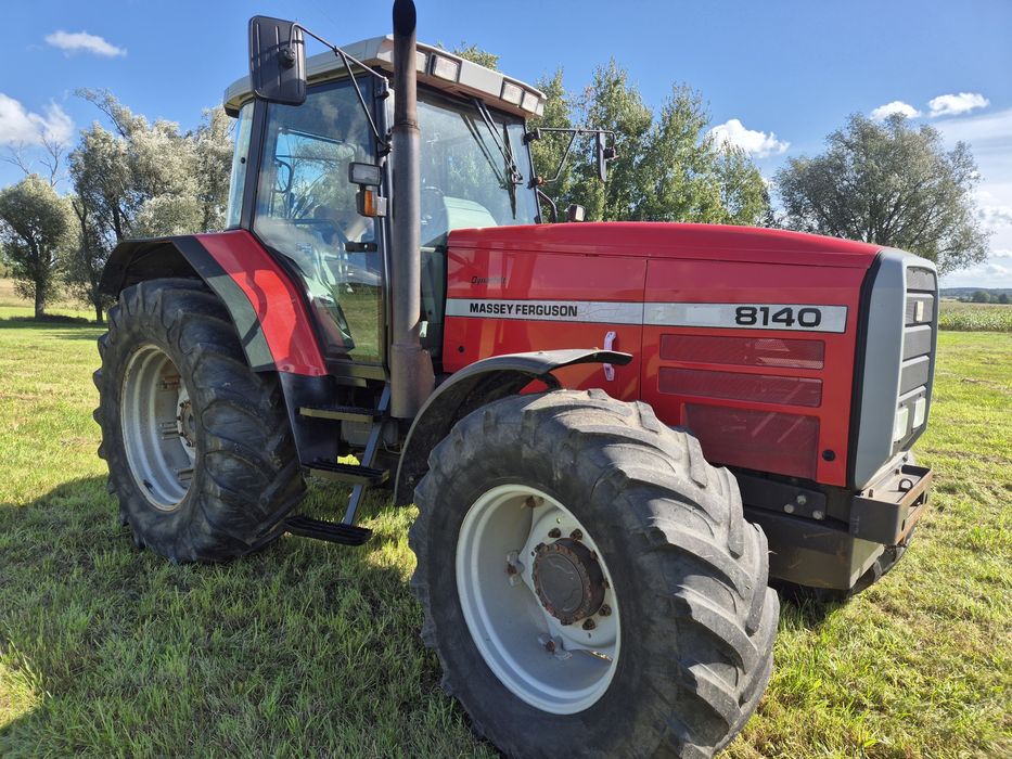 Massey Ferguson 8140