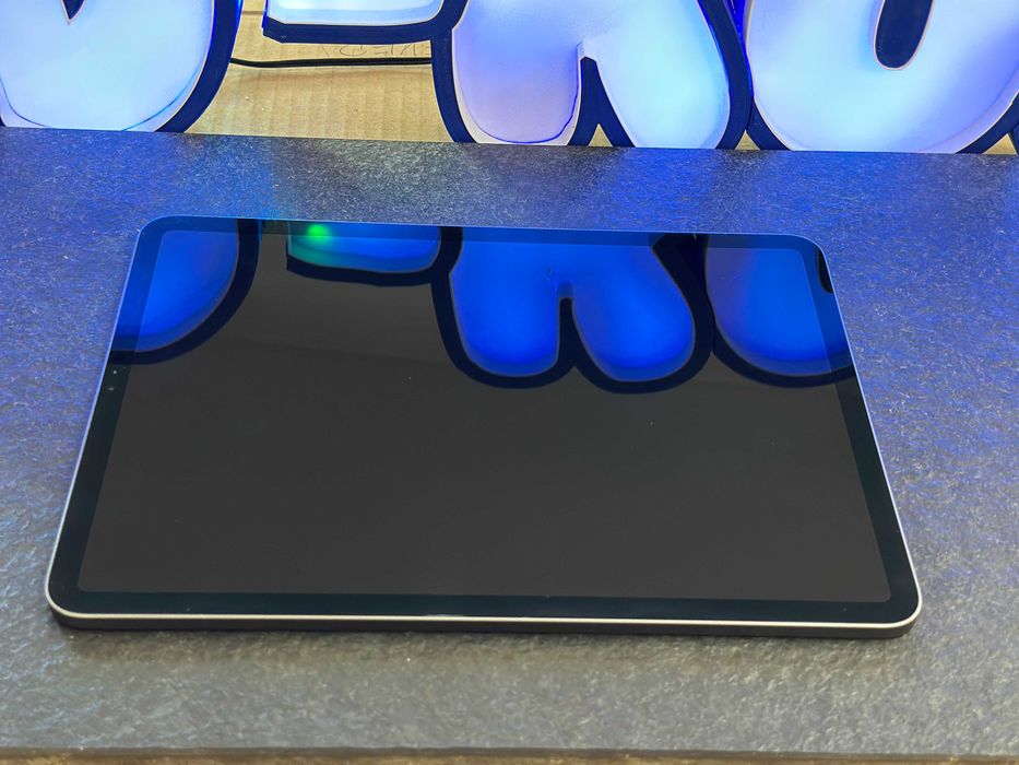 Tablet Pad Pro 11 64GB Wi-Fi A1980 Space Gray / RATY