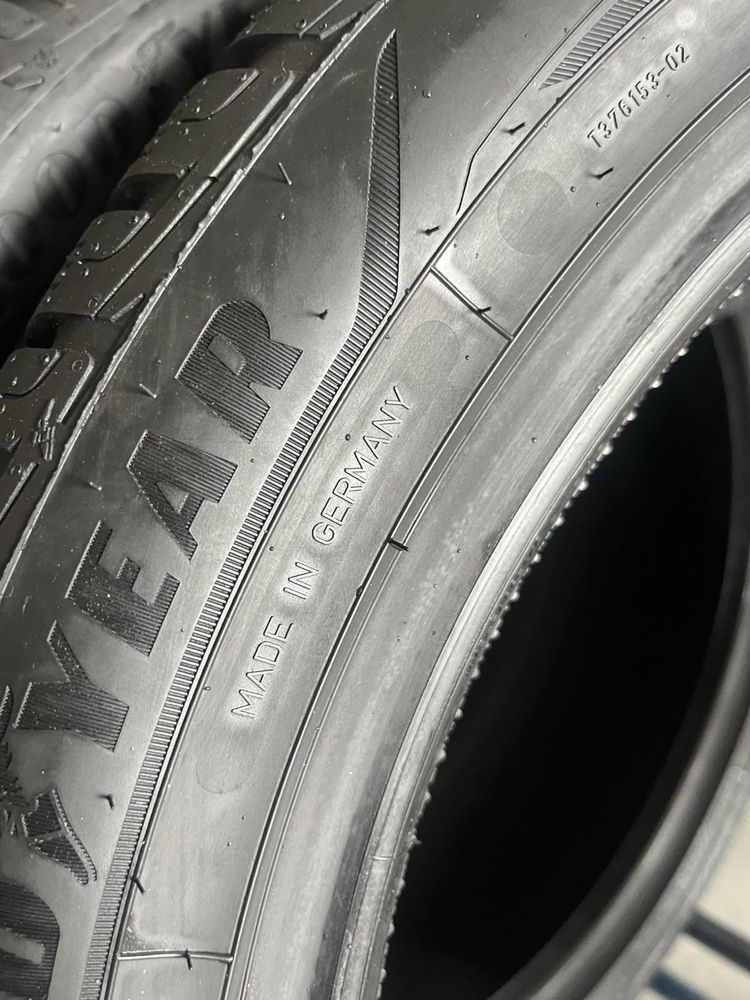 265/45/20 R20 Goodyear Ultra Grip  Ice2+ 4шт нові зима