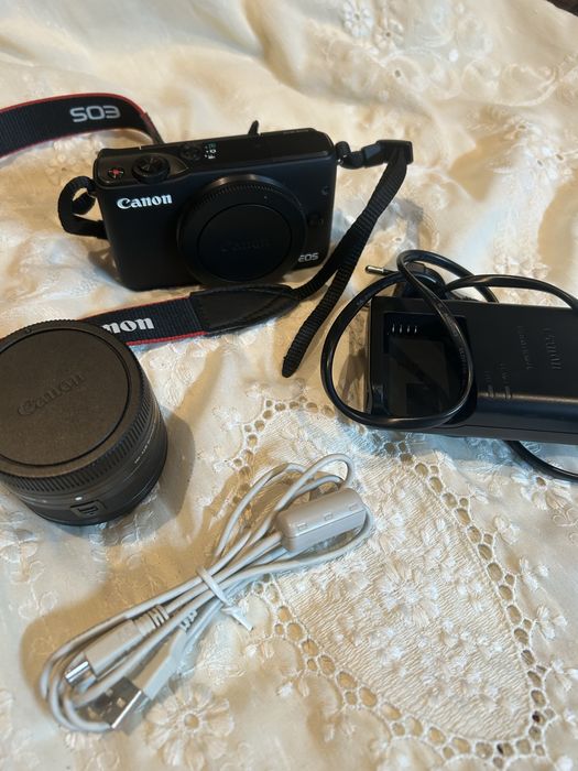 Canon EOS M10 + Lente 15-45mm