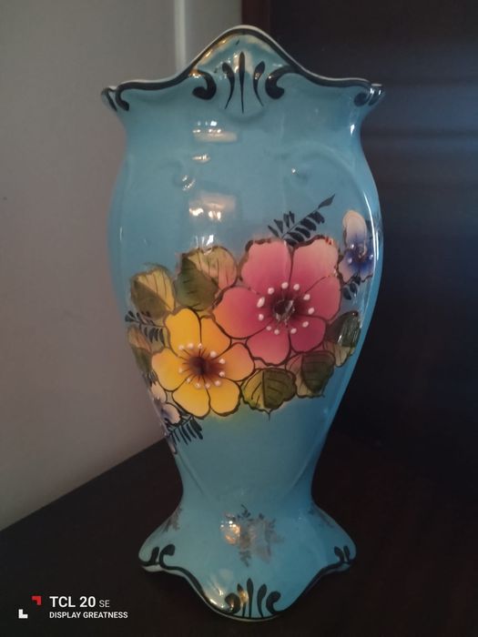 Jarra em louça portuguesa