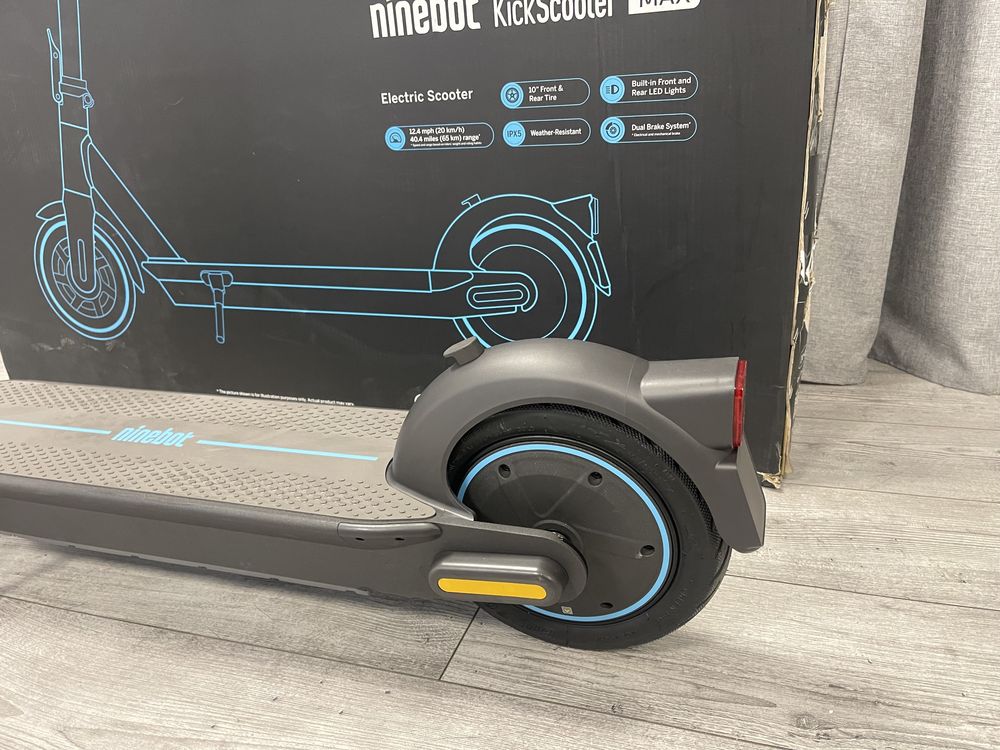 Powystawowa Hulanoga Elektryczna Segway G30 MAX