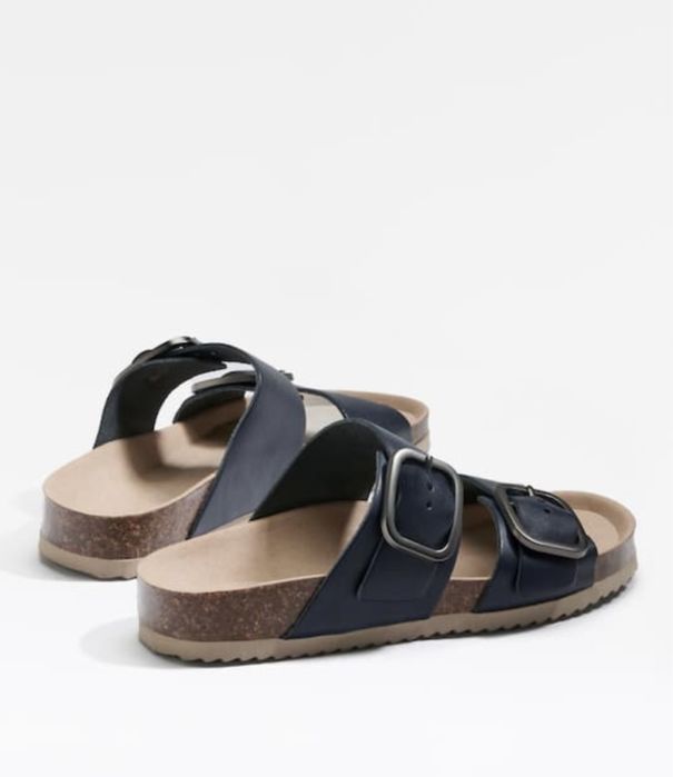 Шльопанці шкіряні Oysho