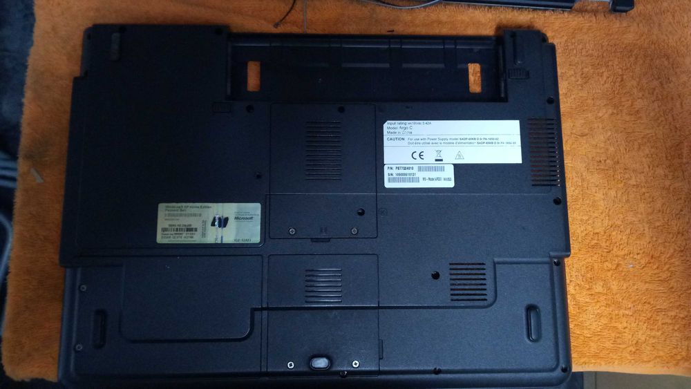 Portátil Packard Bell ARGS1  - para peças