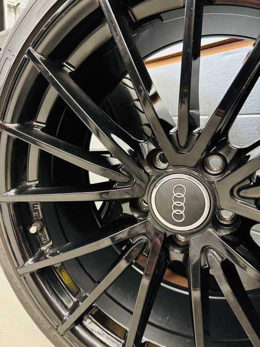 Koła 19 calowe AUDI z oponami