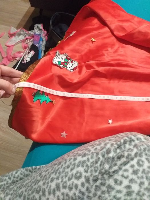 Sukienka dla ksiezniczki z motywem świątecznym i różdżka
