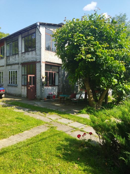 Гарний дім для Вас