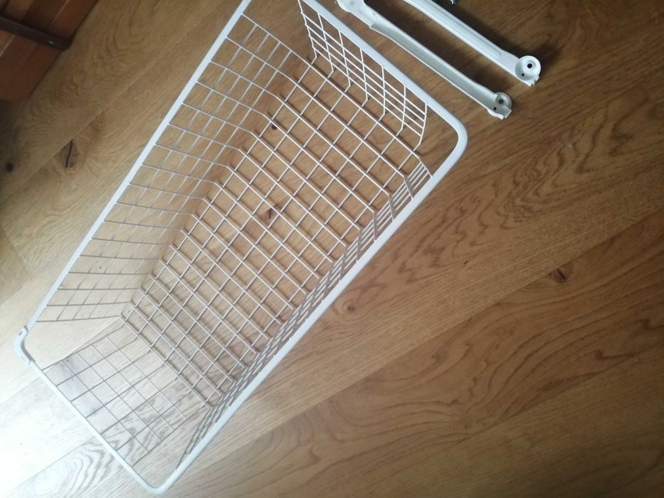 Hjalpa Ikea kosz druciany 80x40 i prowadnice.