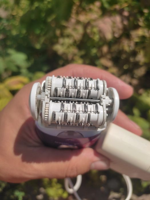 Дорогий епілятор Panasonic для дорогої пі сі.видаляє ніжно і надовго