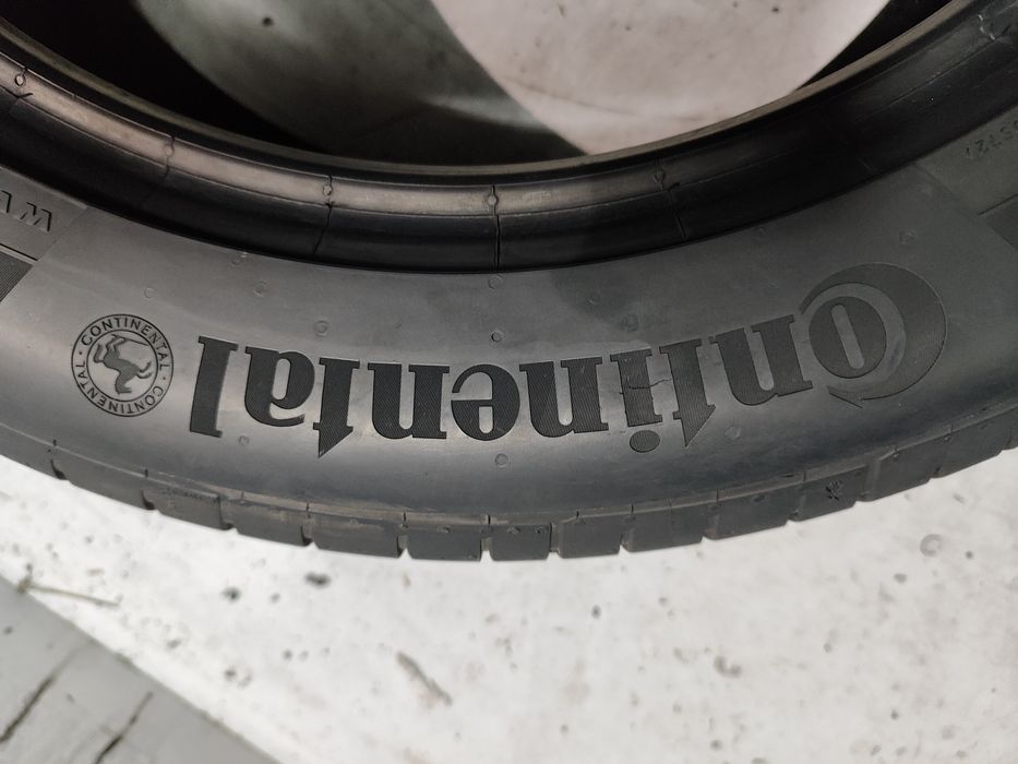 2 pneus semi novos continental contact  235/50R17 96W Oferta portes