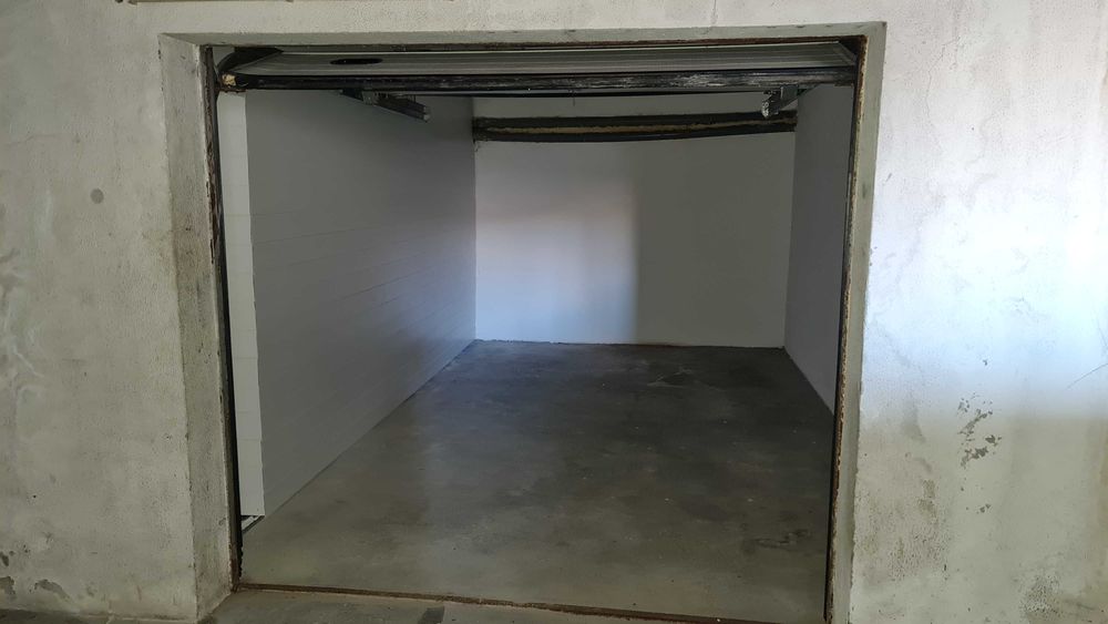 Garagem para arrendamento