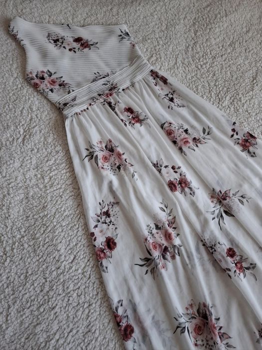 Sukienka maxi roszpunka biała w różowe kwiaty na wesele komunię chrzci