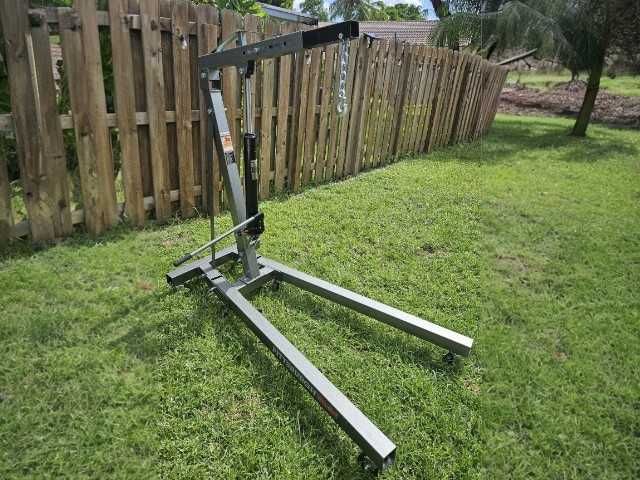 Гідравлічний кран для двигунів 1 Т NEO кран для двигателя