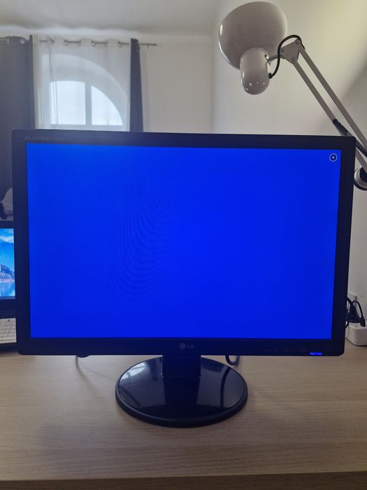 Monitor LG FLATRON W2242W 22" 1680×1050 VGA
