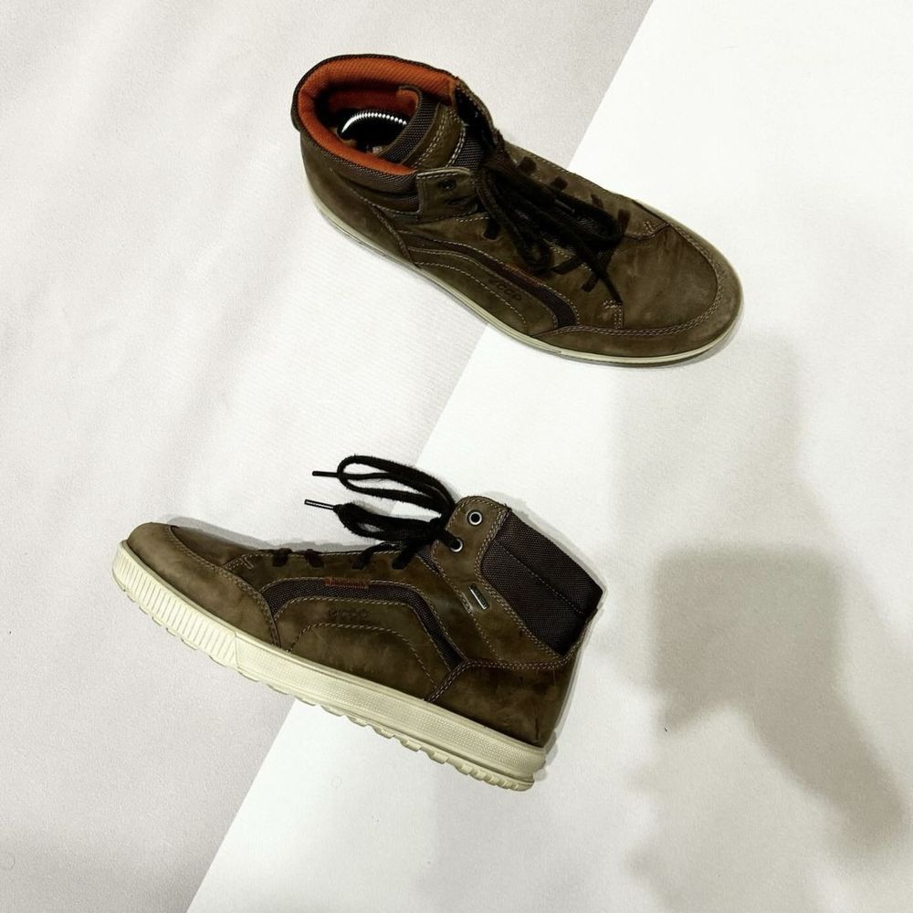 Зимові шкіряні кросівки ботінки Ecco Gore Tex 43 розмір