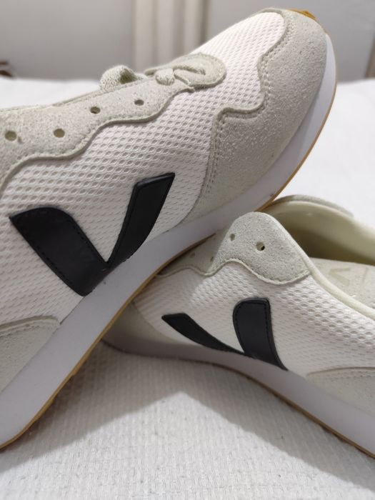 Tênis veja,  Zero Nunca Usado