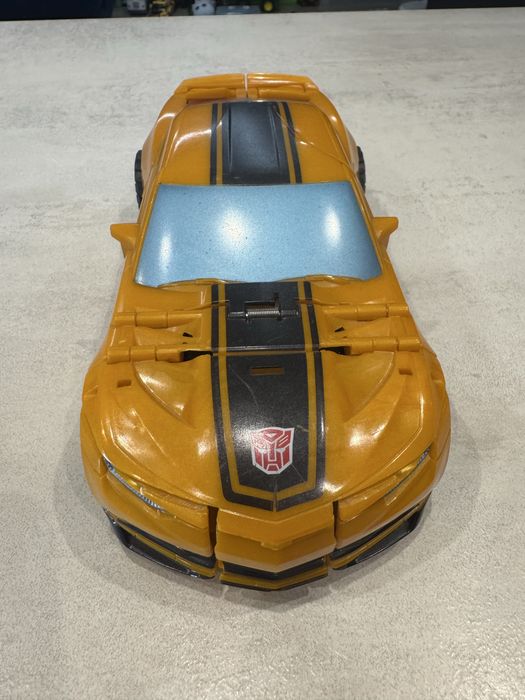 Трансформер Bamblbi Бамблбі Hasbro, великий