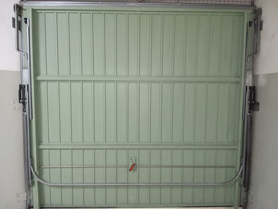 Portão de garagem basculante usado