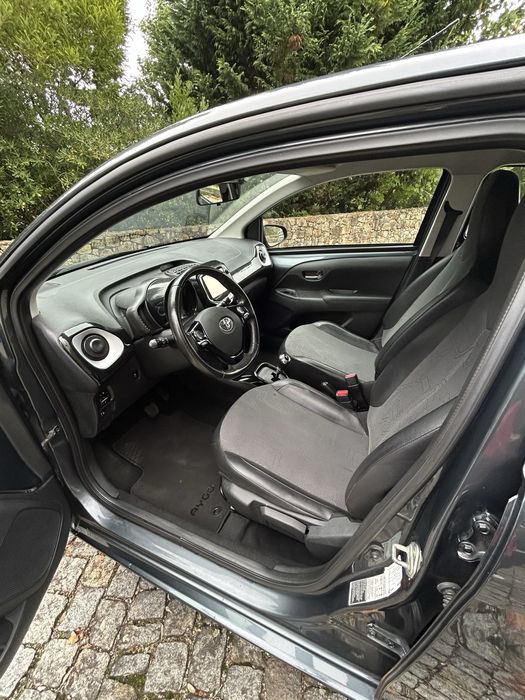 Toyota Aygo 1.0 VVTi MMV - Caixa Automatica
