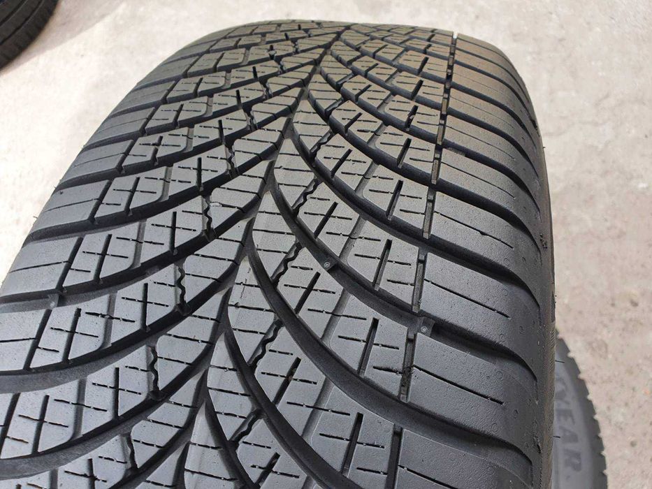 4x Goodyear Vector 4Seasons Gen 3 205/55r16 7,5mm